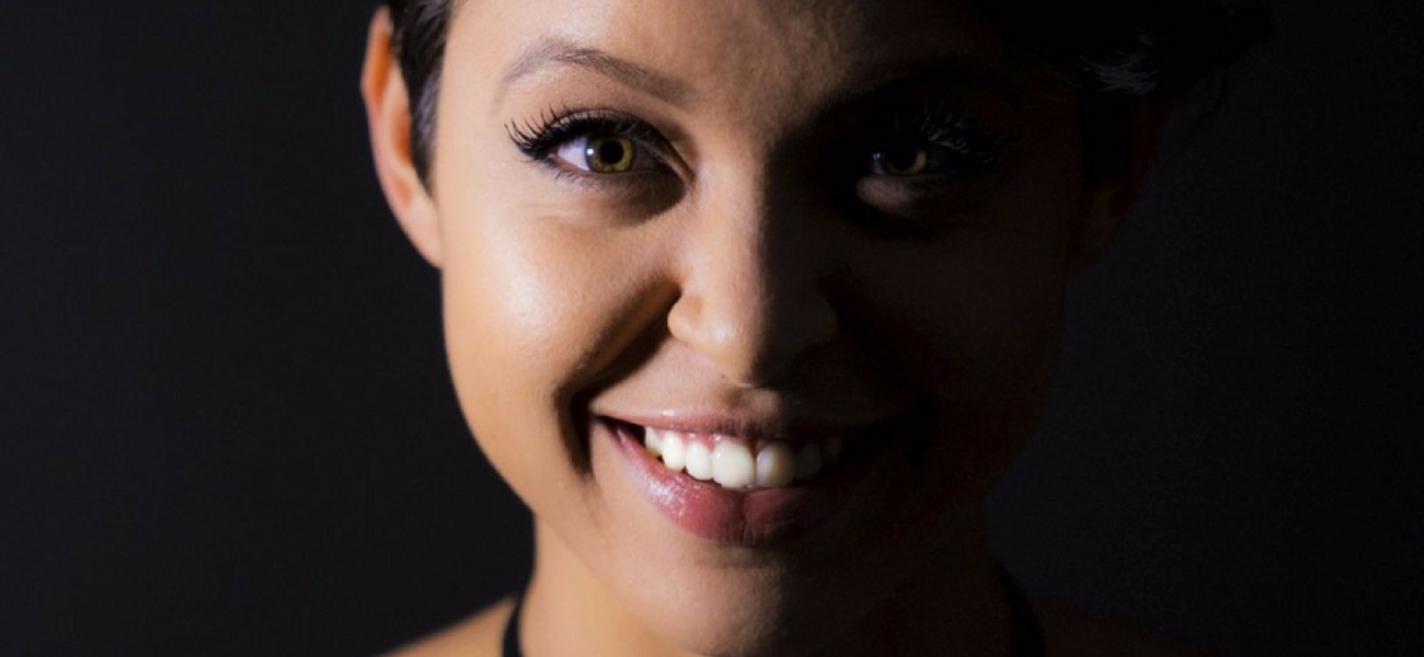 Após semelhanças com a capa do novo álbum de Shawn Mendes, “Girassois”, de Kell Smith têm capa alterada no iTunes