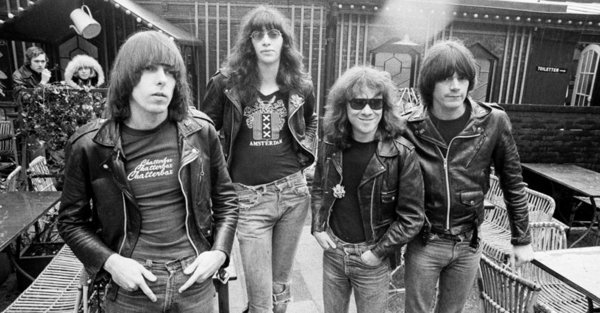 Ramones lançará álbum comemorativo de luxo!
