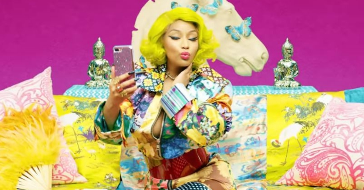“Anaconda”, de Nicki Minaj, ultrapassa 1 bilhão de views no Youtube e quebra recorde histórico