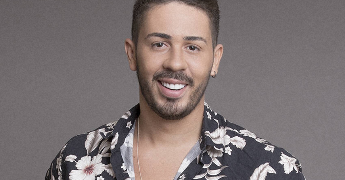 Após dizer que foi convidado para receber vacina, Carlinhos Maia é desmentido pelo Governo de Alagoas