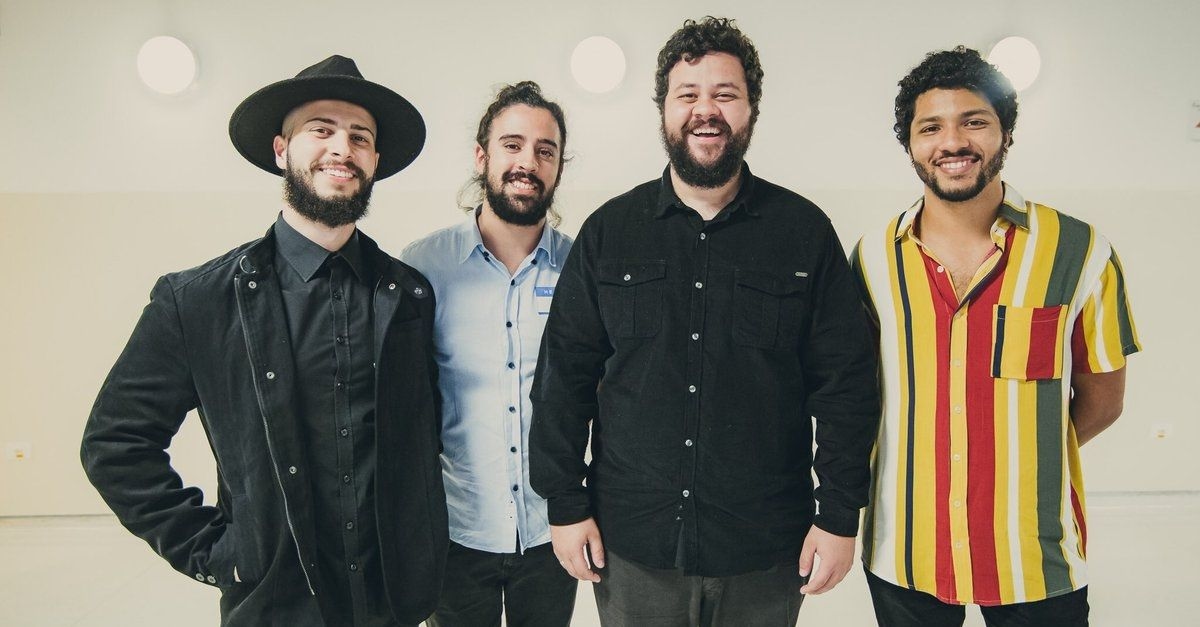 Zimbra lança singles “Lua Cheia” e “Claro que o Sol” nesta sexta