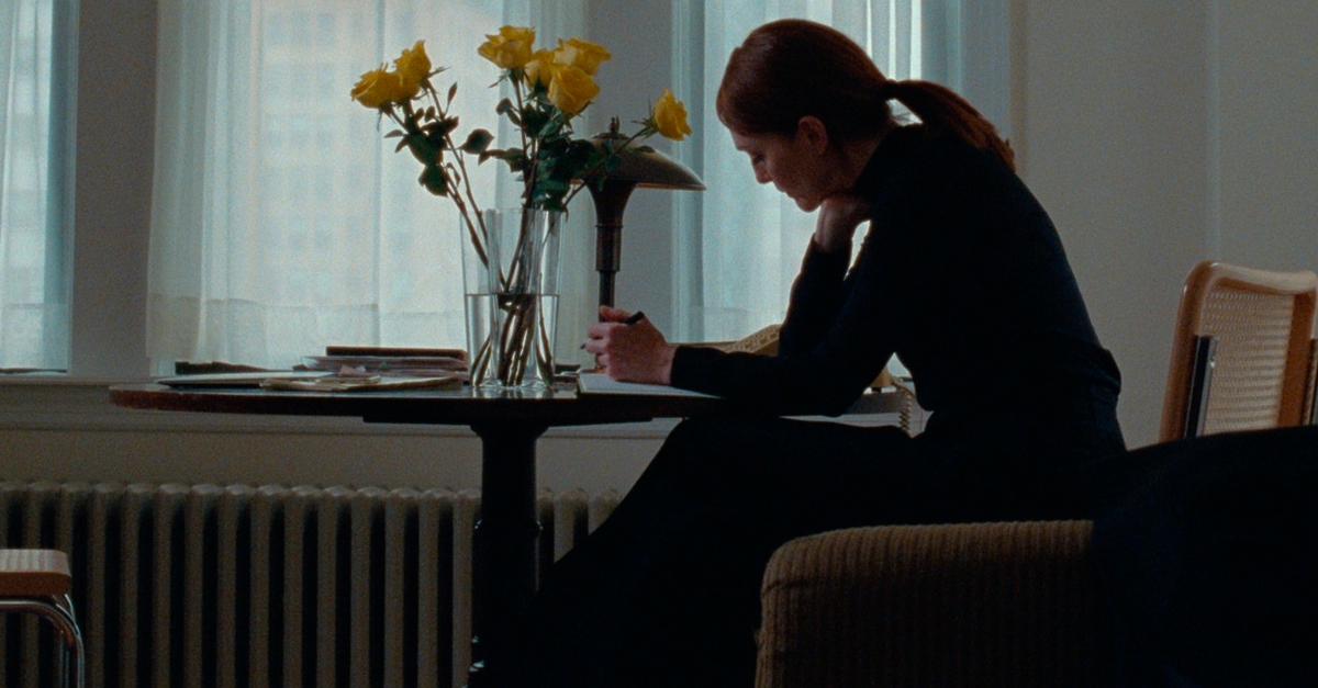 “The Staggering Girl” | Filme protagonizado por Julianne Moore é exibido pelo MIS no Youtube