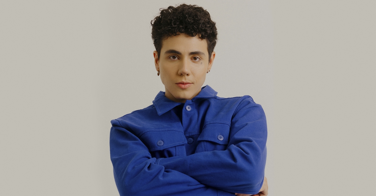 “FACES” | Renan Cavolik lança primeiro álbum de estúdio; ouça!