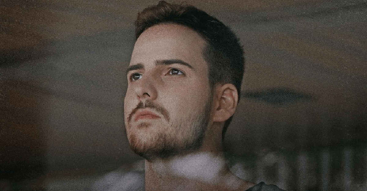 Entrevista | Lucas Paiva fala sobre single “Hj” e estreia na Warner Music Brasil