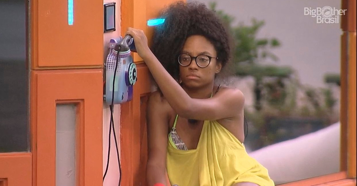 BBB21 | Lumena e Arthur atendem trote do Big Fone