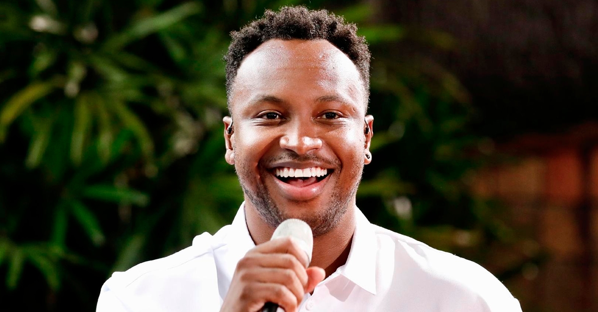 Tardezinha: Thiaguinho agita Niterói sob chuva em comemoração aos 10 Anos do projeto