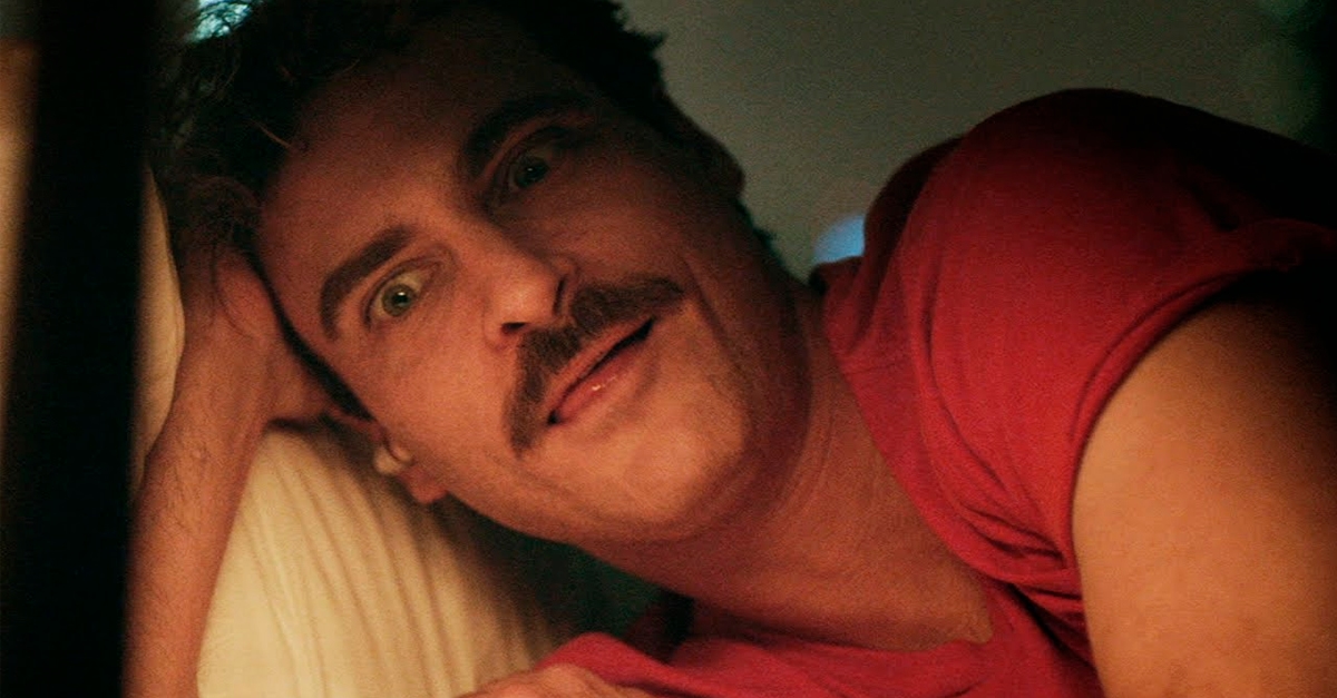 Globo exibe “Ela”, com Joaquin Phoenix e Scarlett Johansson, no Supercine deste sábado