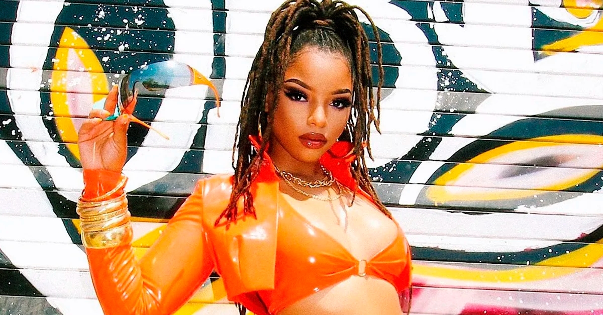 Chloe Bailey lança cover de “Feeling Good”, clássico de Nina Simone; ouça!