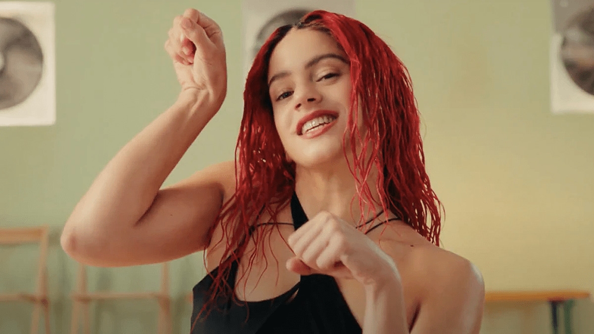 Rosalía anuncia a “Motomami World Tour” com show único no Brasil em agosto