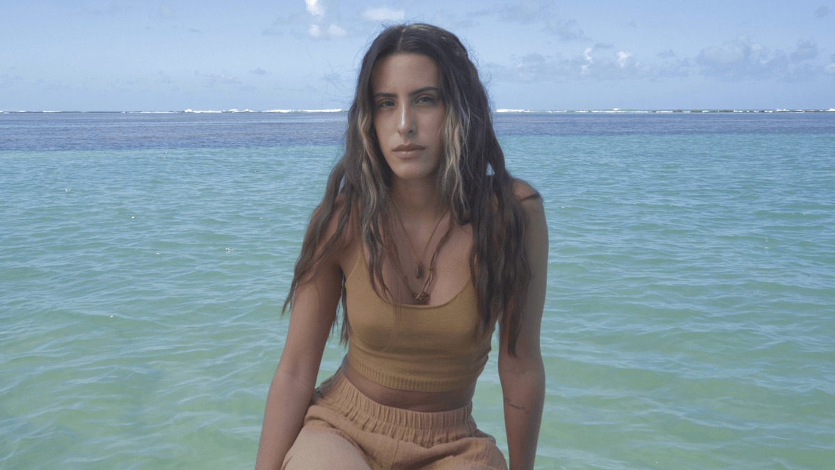 Ana Morais lança a sentimental “Não Tenha Dó De Mim”; assista ao clipe!