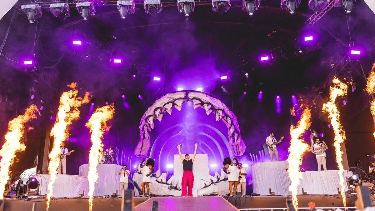 Jão agita público com show cheio de energia e sucessos em estreia no Rock In Rio