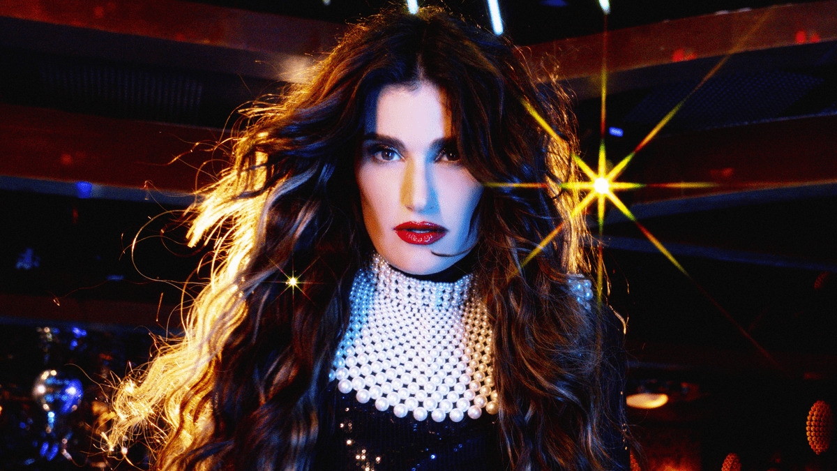 “Drama Queen”: Idina Menzel lança “Move” e revela detalhes de novo disco; confira!