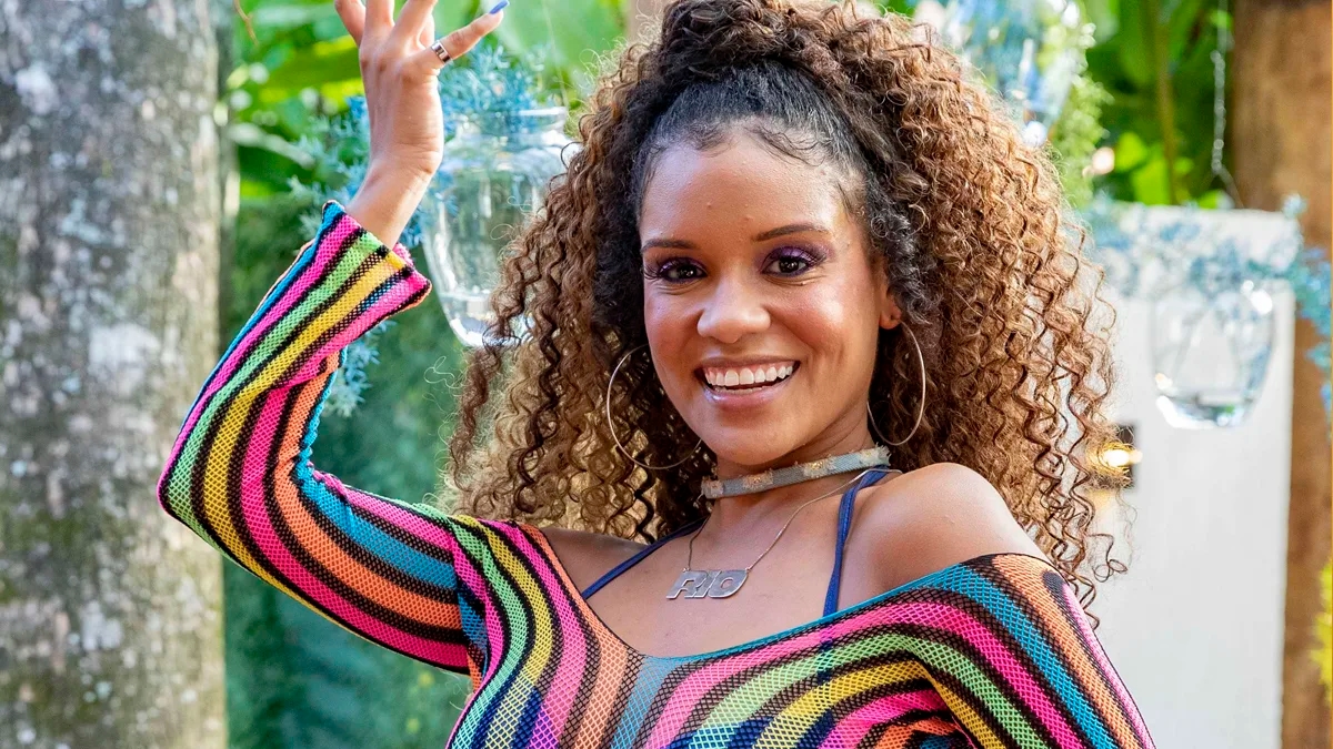 Heslaine Vieira estreia em “Fuzuê” e comemora desafio de viver Soraya Terremoto: “Personagem que eu precisava”