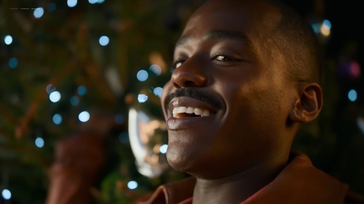 Ncuti Gatwa estreia como 15º Doutor no especial de Natal de “Doctor Who”; assista!