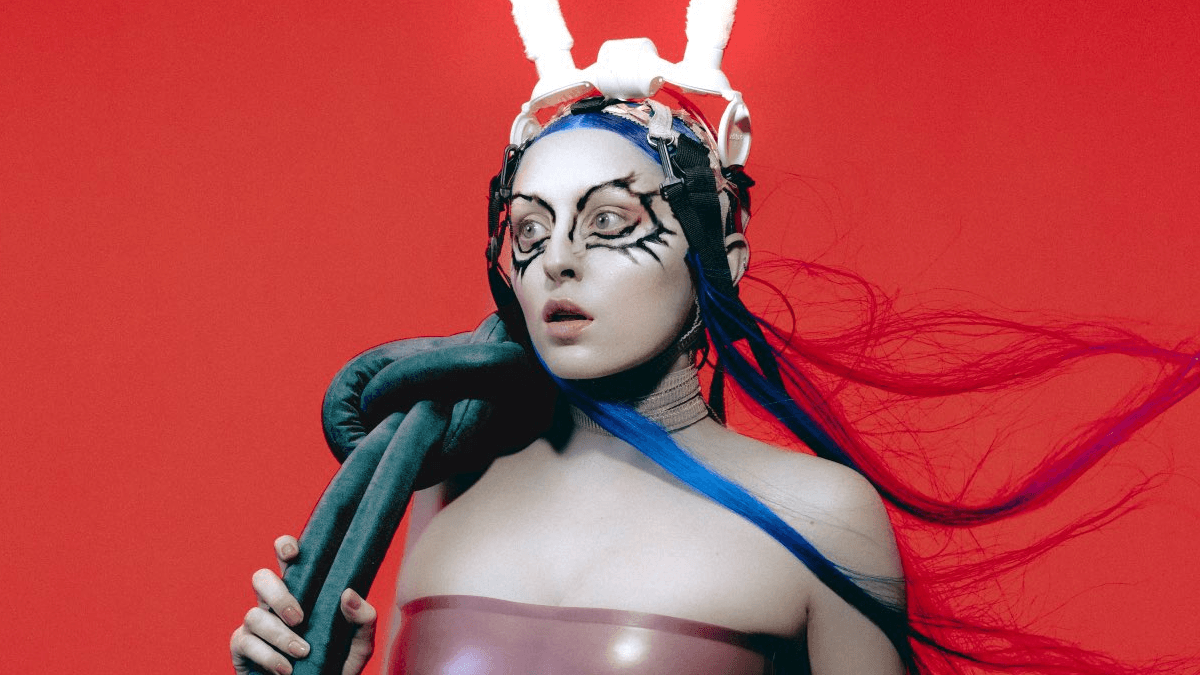 Ashnikko anuncia shows em São Paulo e no Rio de Janeiro; confira valores e locais!