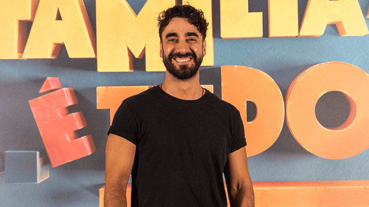 Gabriel Godoy estreia em “Família é Tudo” e comenta sobre personagem: “Coração muito grande”