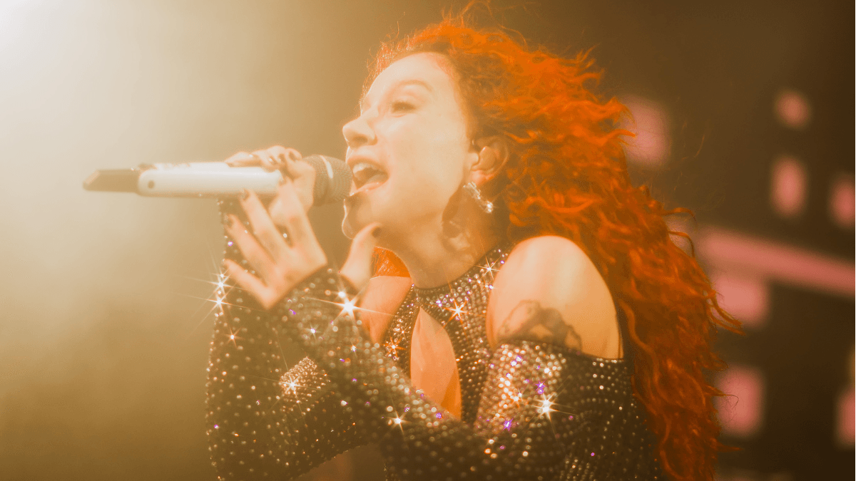 Priscilla esgota show e anuncia novas datas da turnê intimista