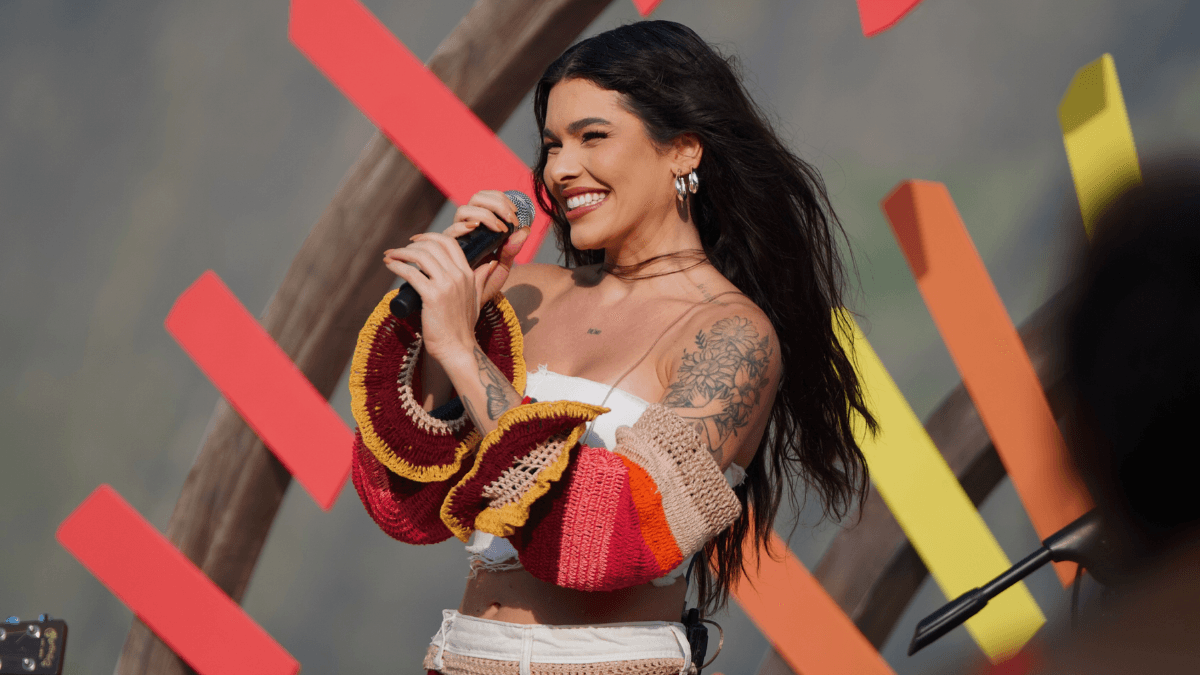 Lary lança “Com Calor, Lary” com colaborações especiais