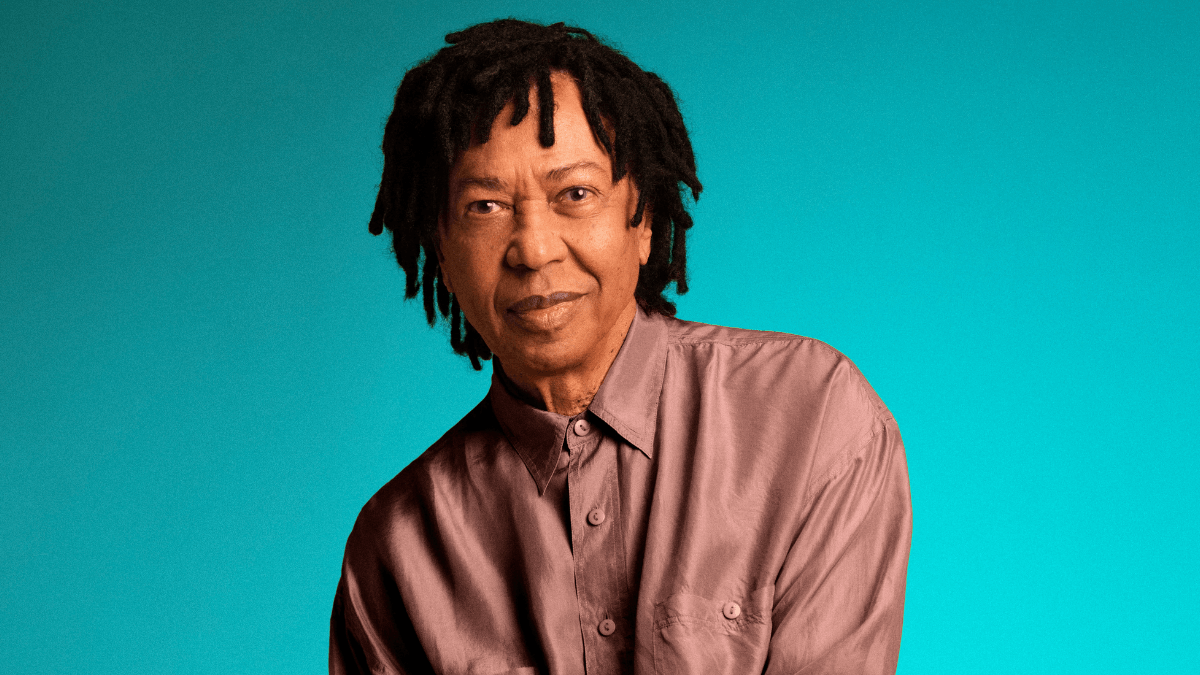 Djavan celebra 50 anos de carreira com turnê nacional “Djavanear 50 anos. Só Sucessos”