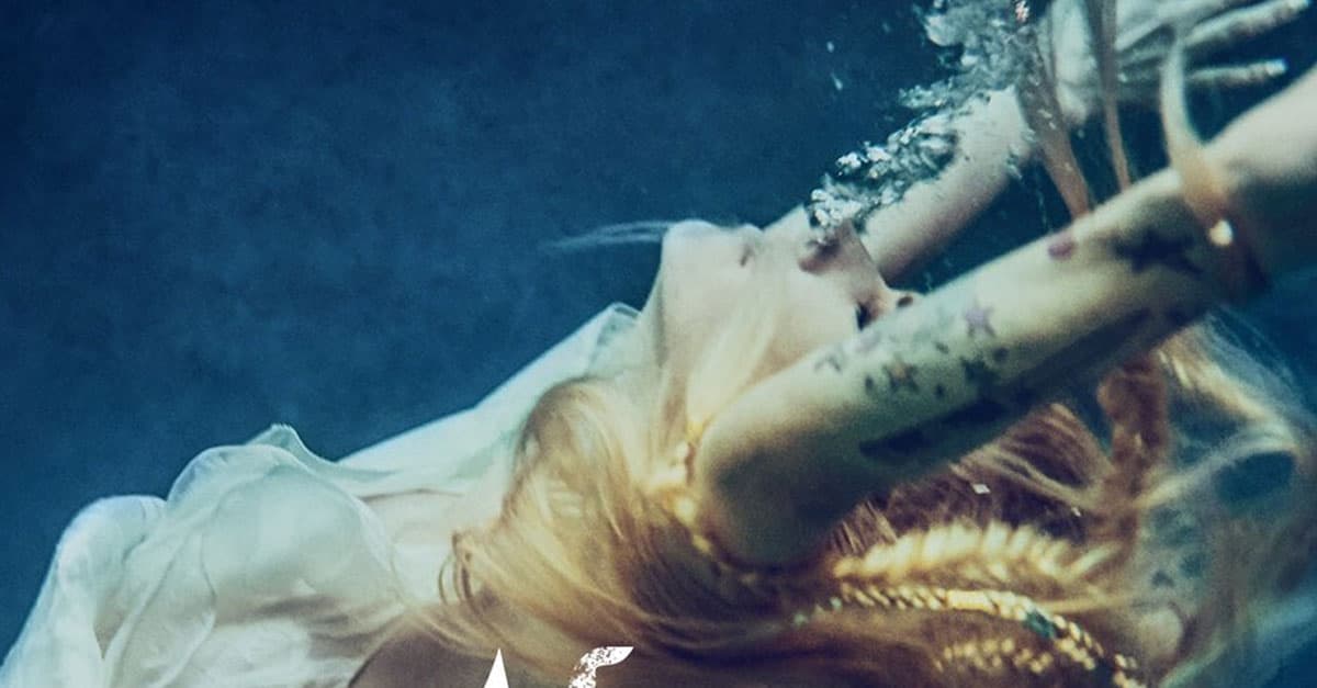“Head Above Water”: Avril Lavigne confirma data de lançamento do novo single
