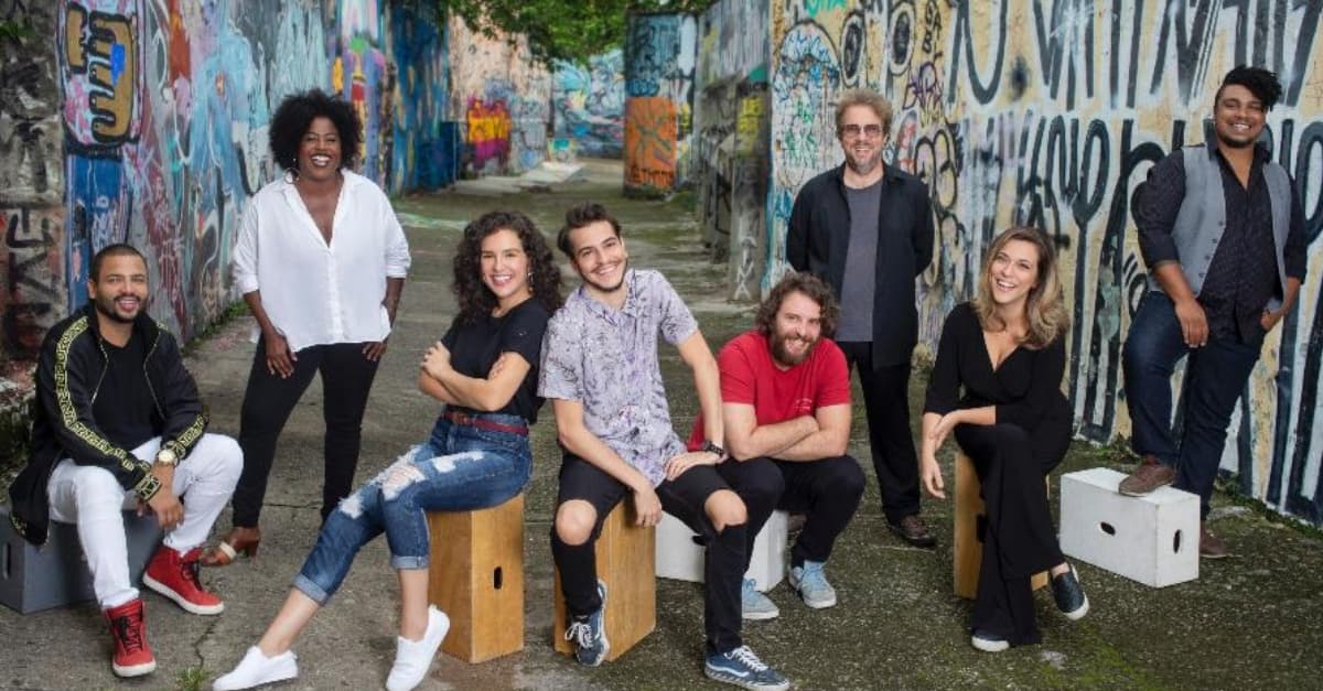 Netflix apresenta o elenco da comédia “Ninguém Tá Olhando”