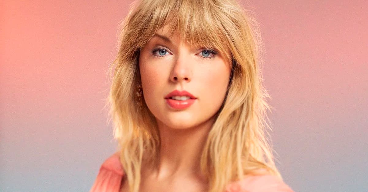 Novidades da Semana: “Fearless” de Taylor Swift, feat entre Gwen Stefani e Saweetie, single do OUTROEU e muito mais!