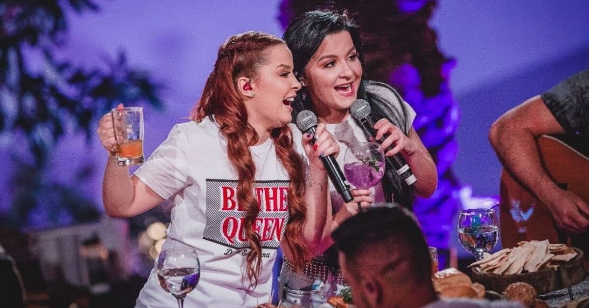 Maiara e Maraisa reúnem amigos em live neste sábado