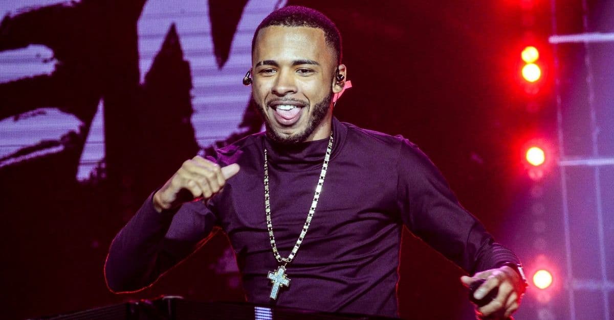 Rennan da Penha e Ananda lançam “Fodgi”