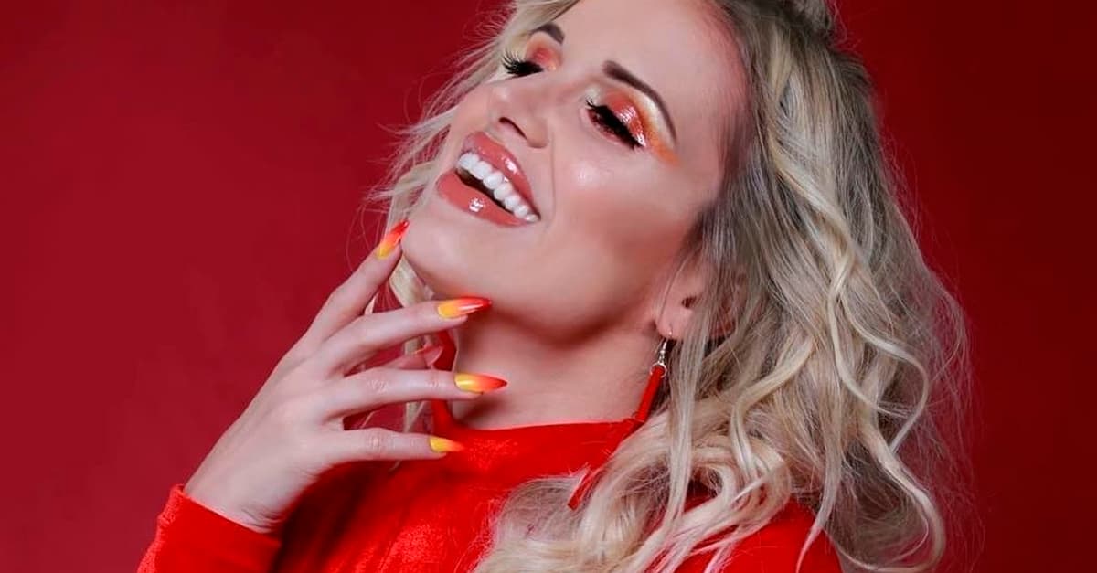 Francinne confirma participação na edição online da Parada do Orgulho LGBTQIA+