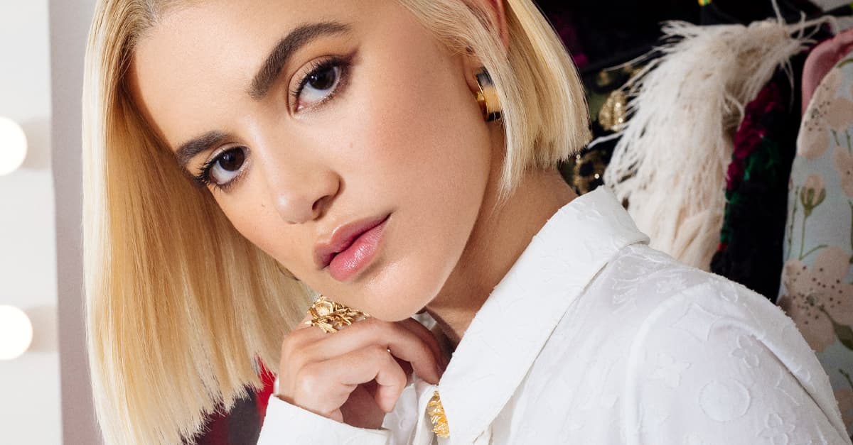 Manu Gavassi vence o Ícone MIAW em premiação da MTV