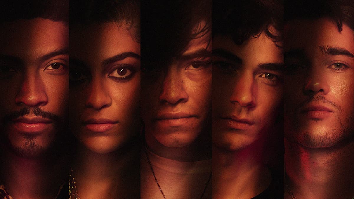 Tinder convida membros para desvendar um crime no “Swipe Night: Killer Weekend”