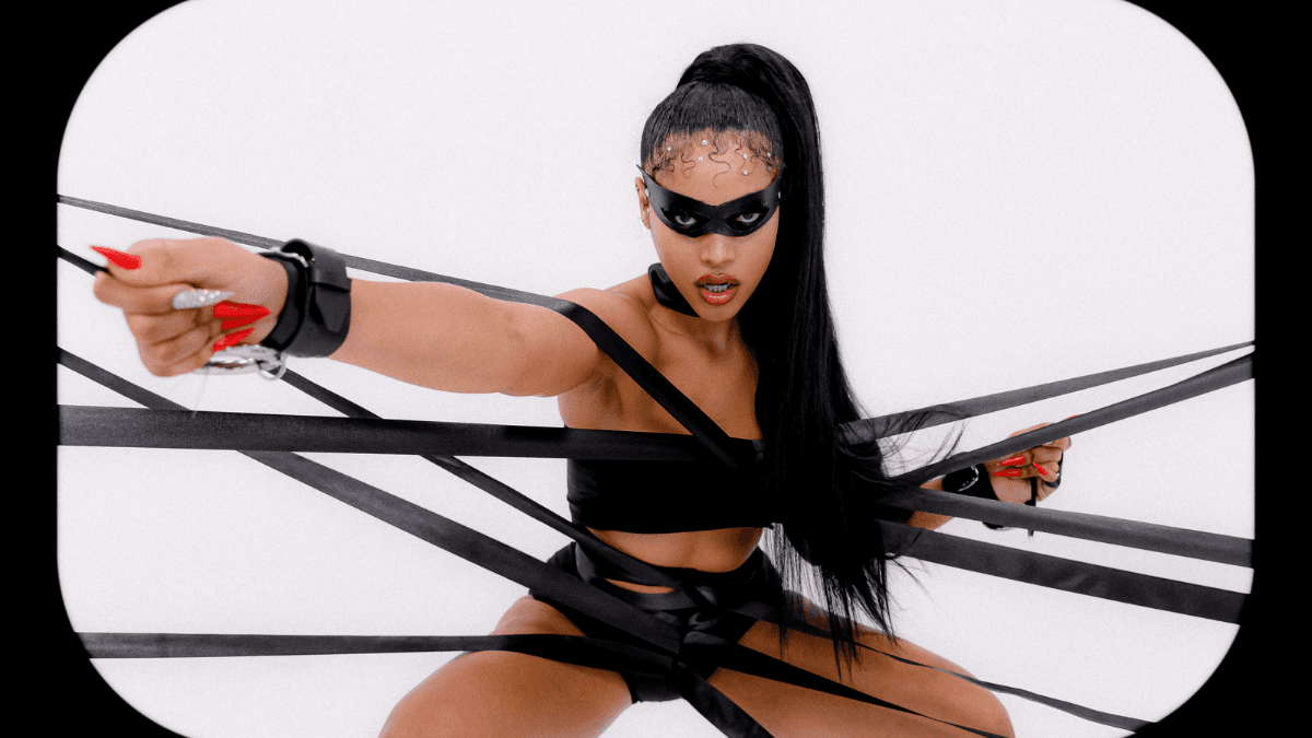 Entrevista | RUBY lança single “Dentro de Mim” e fala sobre seu EP “50 tons da preta”