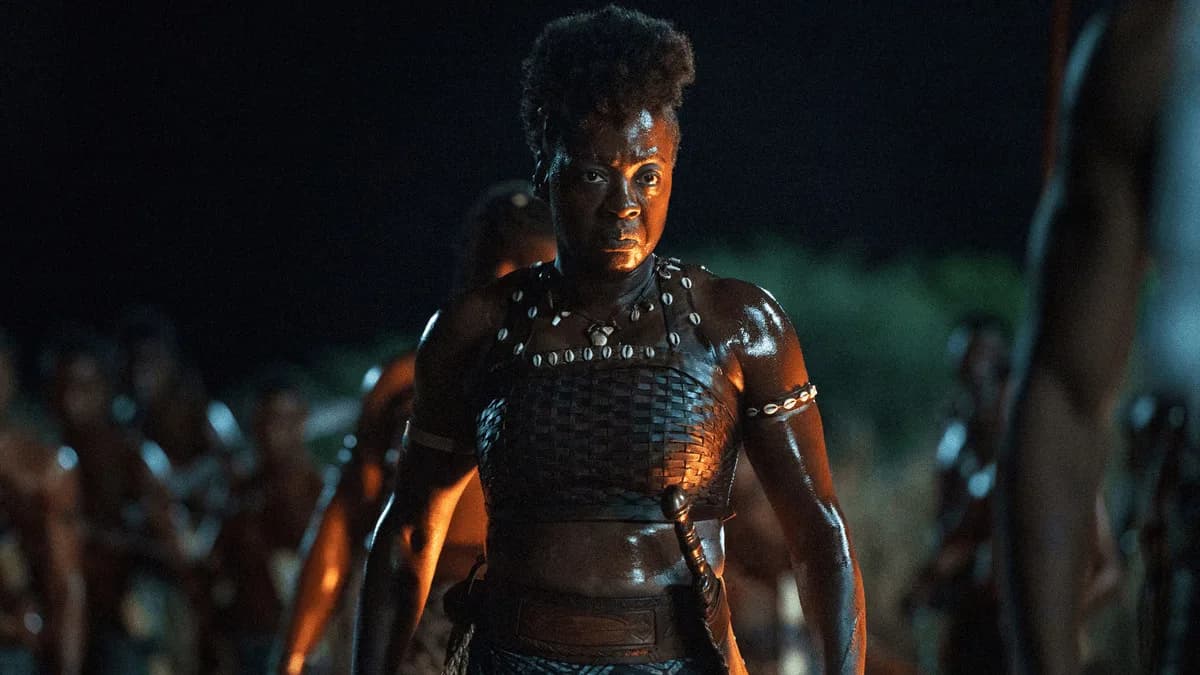 Viola Davis comenta sobre desafios e representatividade em “A Mulher Rei”: “Uma história que precisamos contar”