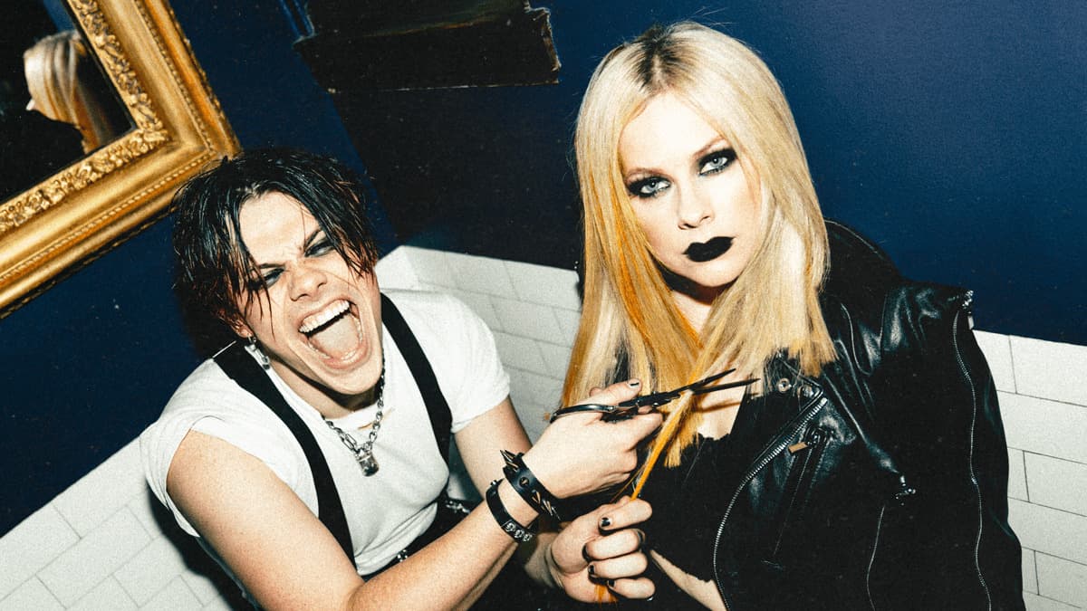 Avril Lavigne e Yungblud lançam o aguardado single “I’m A Mess”; confira o videoclipe!