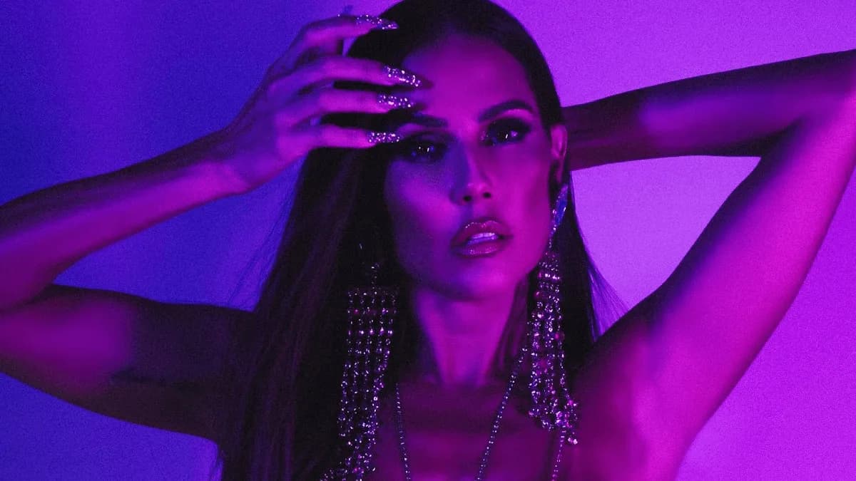 Deborah Secco é a rainha do Camarote Quem O Globo