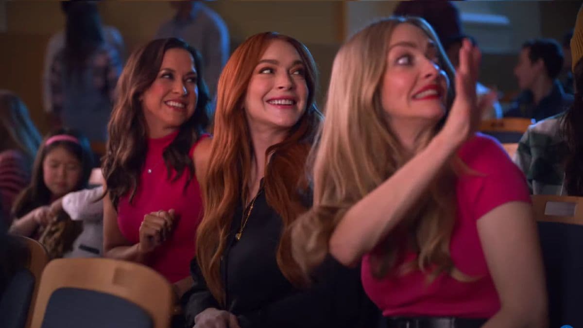 Elenco de “Meninas Malvadas” recria cenas icônicas do filme para comercial da Walmart; assista!